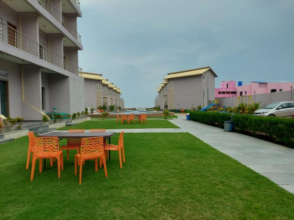 Parth King Beach Resort マンダーマニ エクステリア 写真
