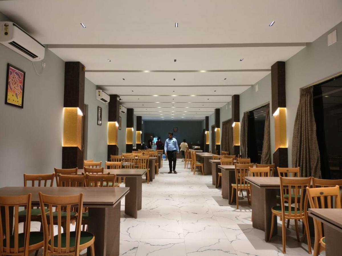 Parth King Beach Resort マンダーマニ エクステリア 写真