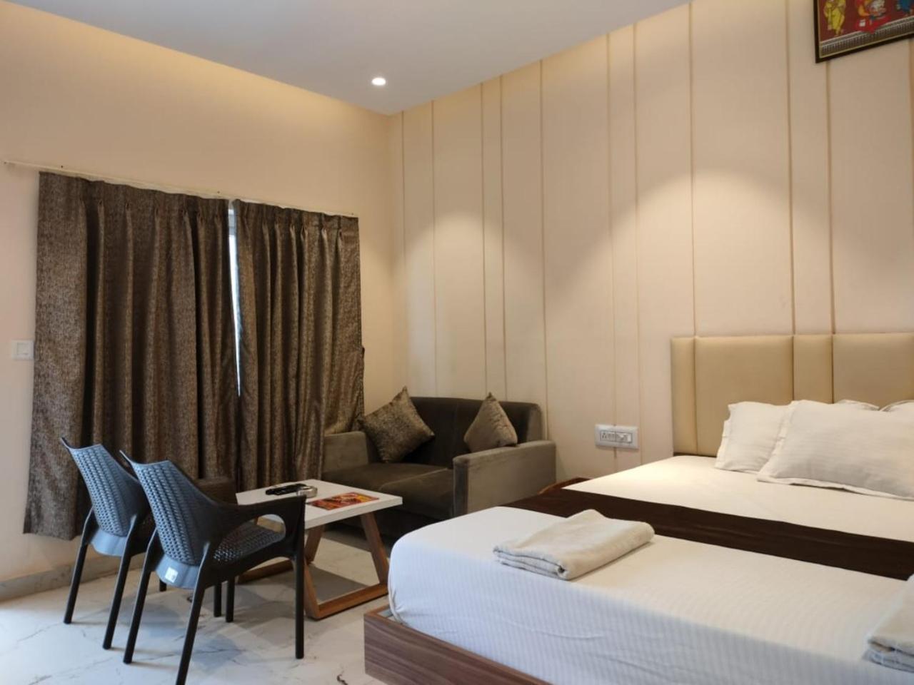 Parth King Beach Resort マンダーマニ エクステリア 写真