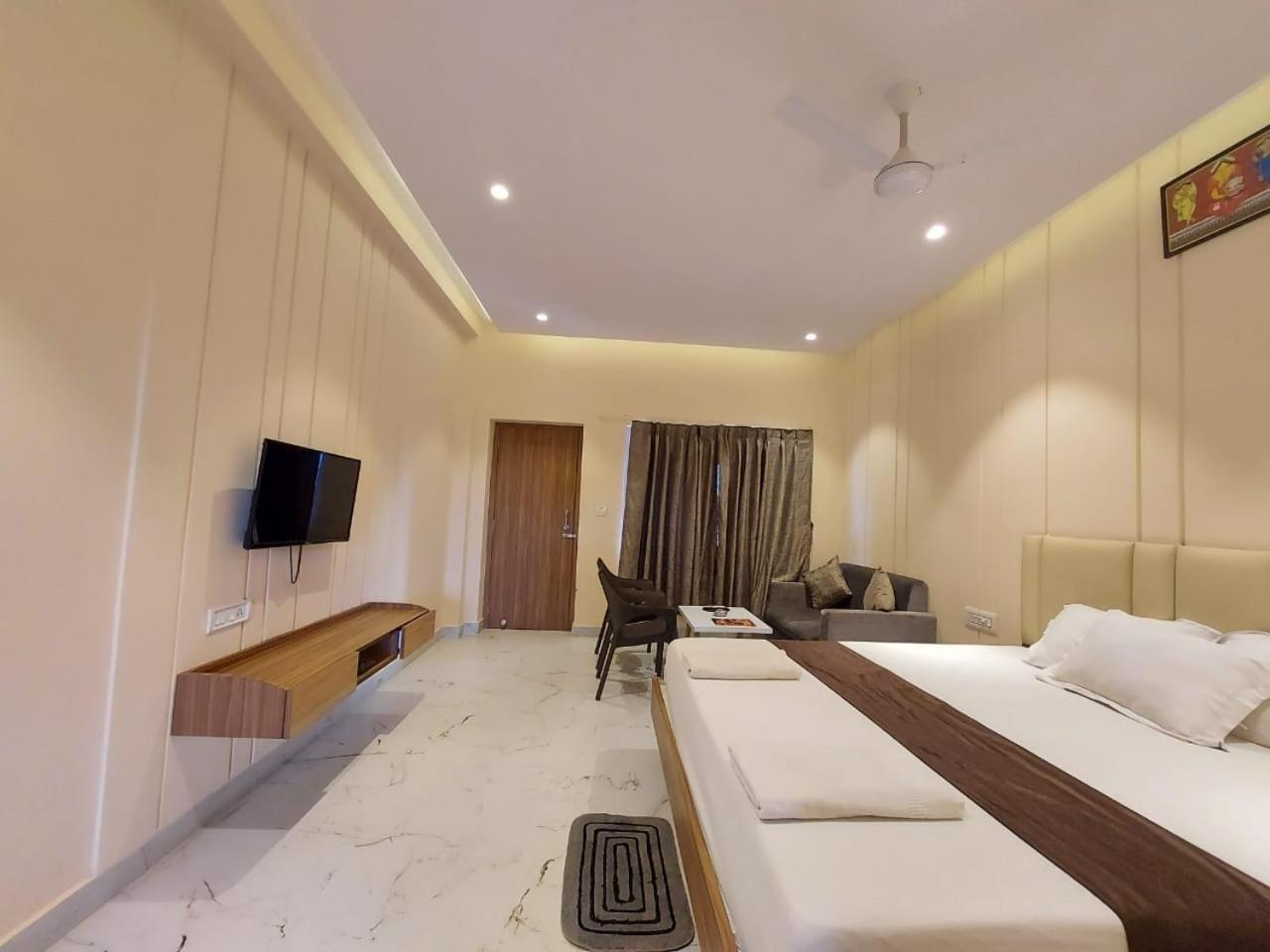 Parth King Beach Resort マンダーマニ エクステリア 写真