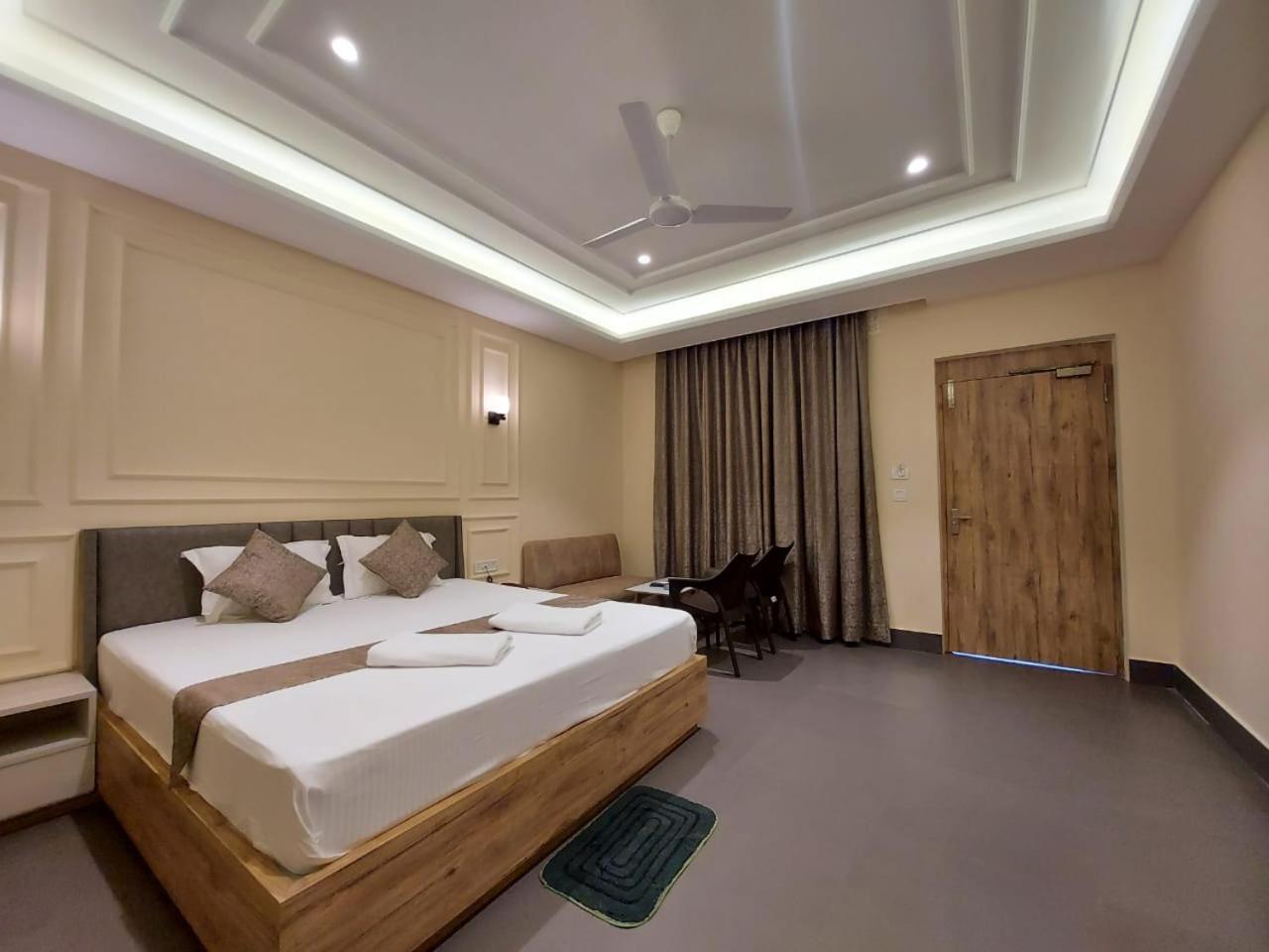 Parth King Beach Resort マンダーマニ エクステリア 写真